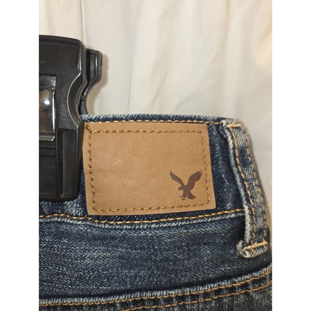American Eagle Outfitters Women's Hi-Rise Festival Distressed Cut Off Shorts 18 - Picture 5 of 10